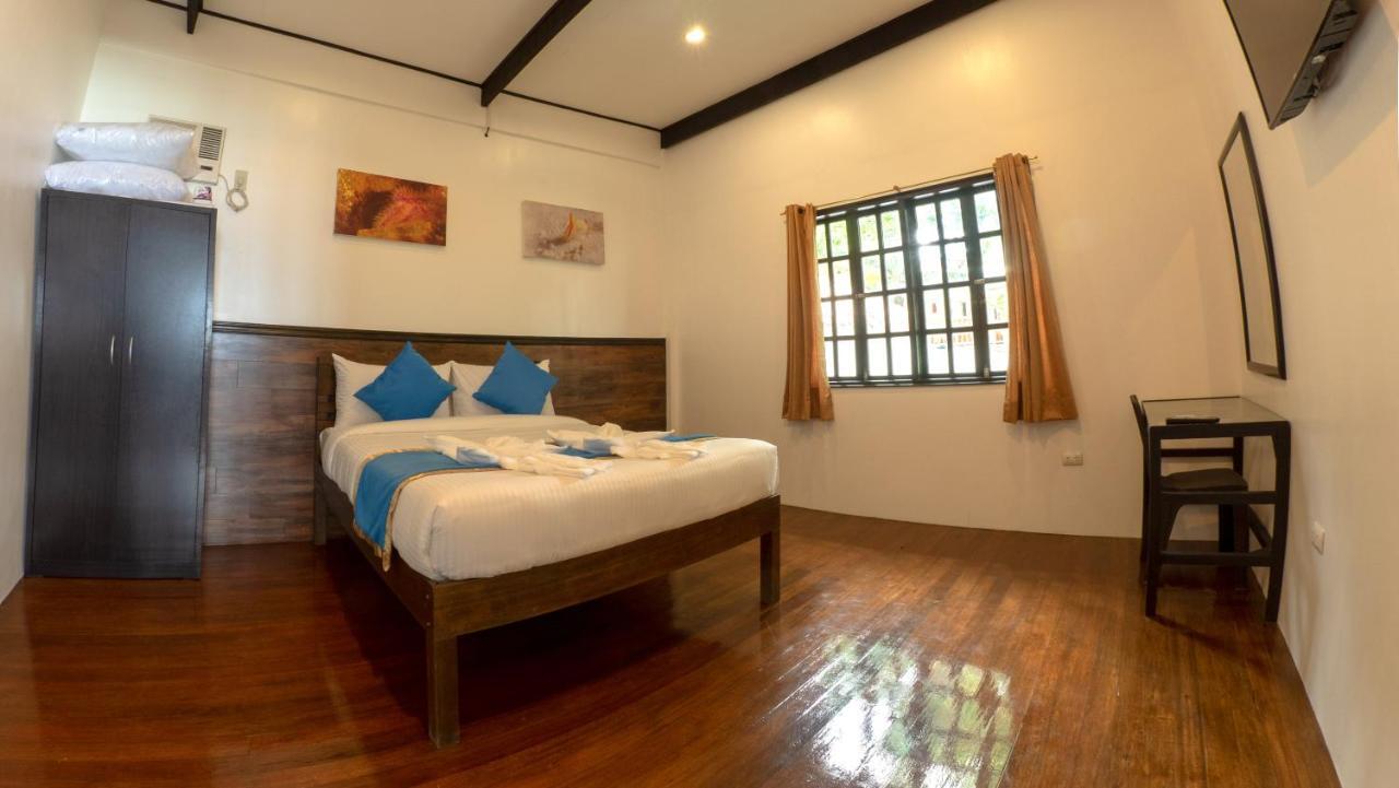 Blue Ribbon Dive Resort Mabini  Eksteriør bilde